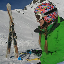 Load image into Gallery viewer, Coolcasc Printed Cool Helmet Cover Colour Hearts