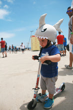 Load image into Gallery viewer, Coolcasc Animals Helmet Cover Shark.
