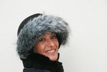 Load image into Gallery viewer, Coolcasc Exclusive Helmet Cover Grey Fur
