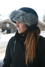 Load image into Gallery viewer, Coolcasc Exclusive Helmet Cover Grey Fur
