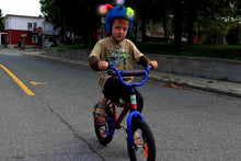 Load image into Gallery viewer, Coolcasc LEDS Helmet Cover Monster
