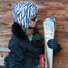 Load image into Gallery viewer, Coolcasc Printed Cool Helmet Cover Zebra
