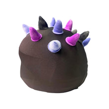 Load image into Gallery viewer, Coolcasc-Show Time Helmet Cover Purple Horns
