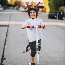 Load image into Gallery viewer, Coolcasc-Show Time Helmet Cover Spain Spikes
